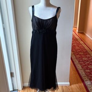 Vera Wang Black and Gold Label